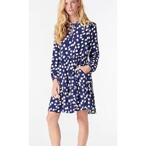 J. Crew Tie-neck tiered dress in scattered peony print Navy White Purple Size Sm - Picture 4 of 11